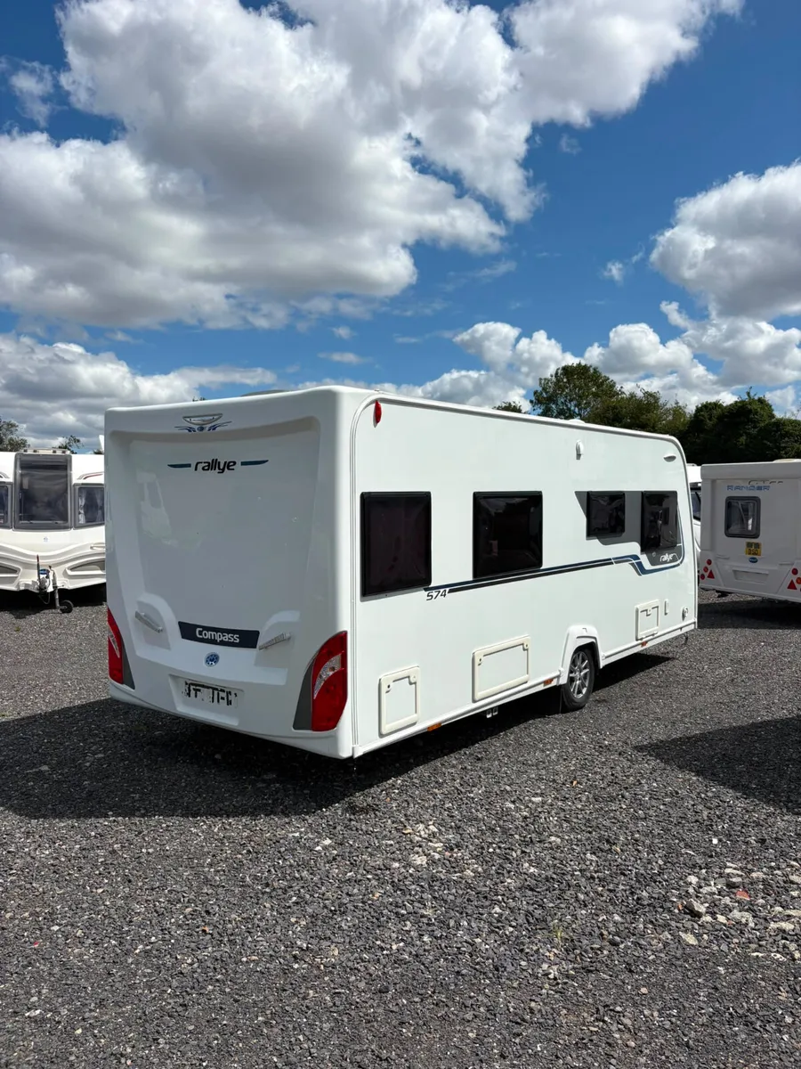 Compass Rallye 4 berth single bed caravan - Image 3
