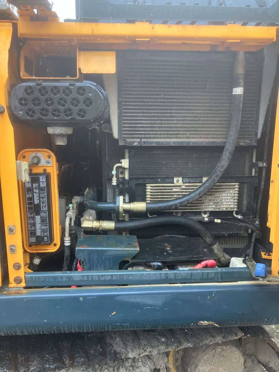 Hyundai  140 - Image 2