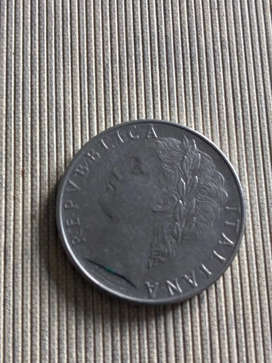 Very Rare 1958 100 Italian Lira Coin - Image 1
