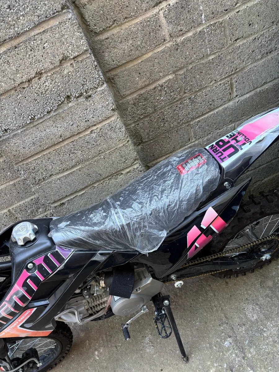 Brand new stomp z3 160 - Image 2