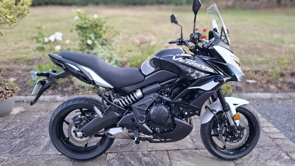 KAWASAKI VERSYS 650 2022 MINT CONDITION - Image 1