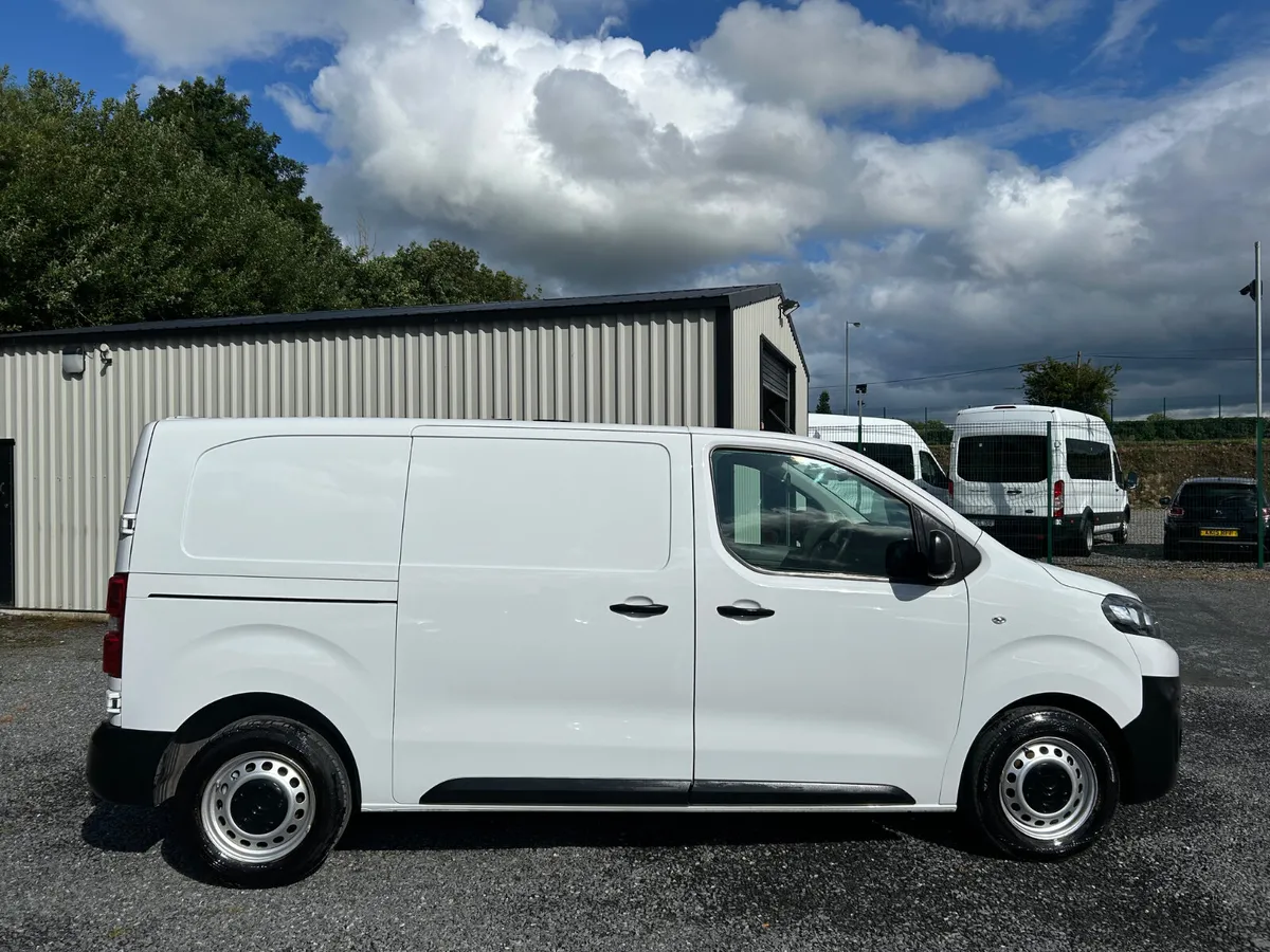 2023 CITROEN DISPATCH 2.0D 145BHP NO VAT - Image 4