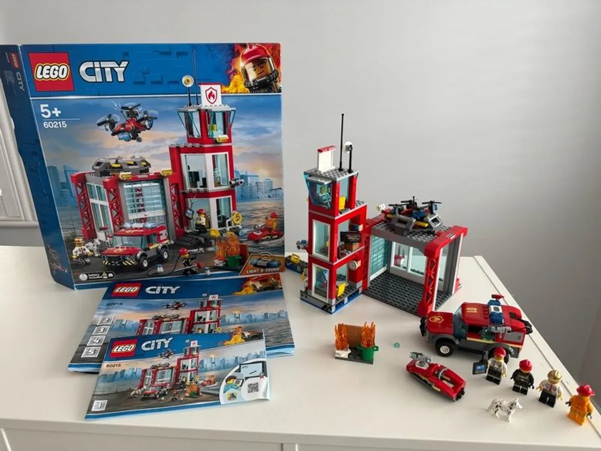 Lego 60215 Fire Station - Complete kit