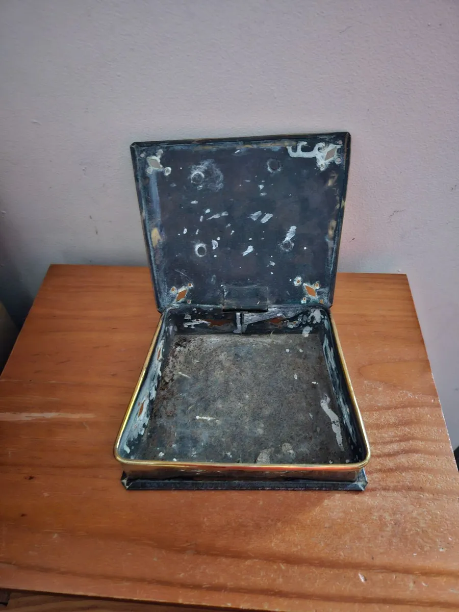 Vintage Brass Incense Box - Image 3