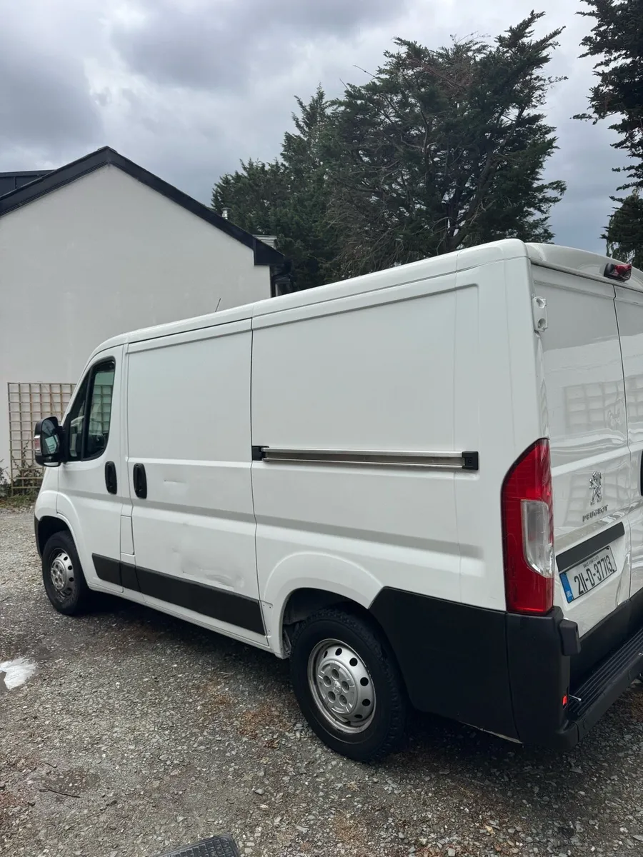 Peugeot boxer L1 H1 professional 2.2 hdi - Image 4