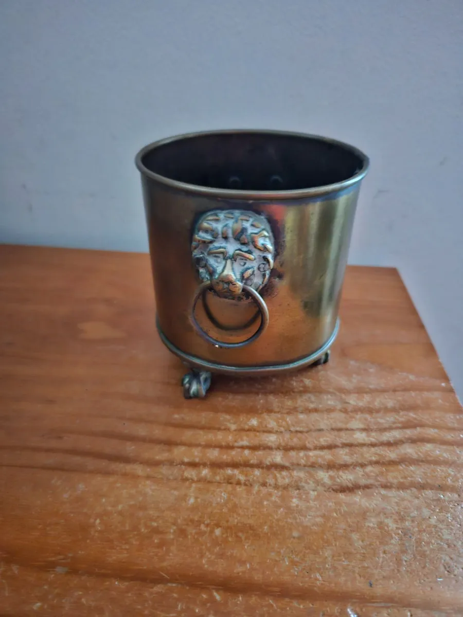 Vintage Brass Pot with Claw Legs - Image 2
