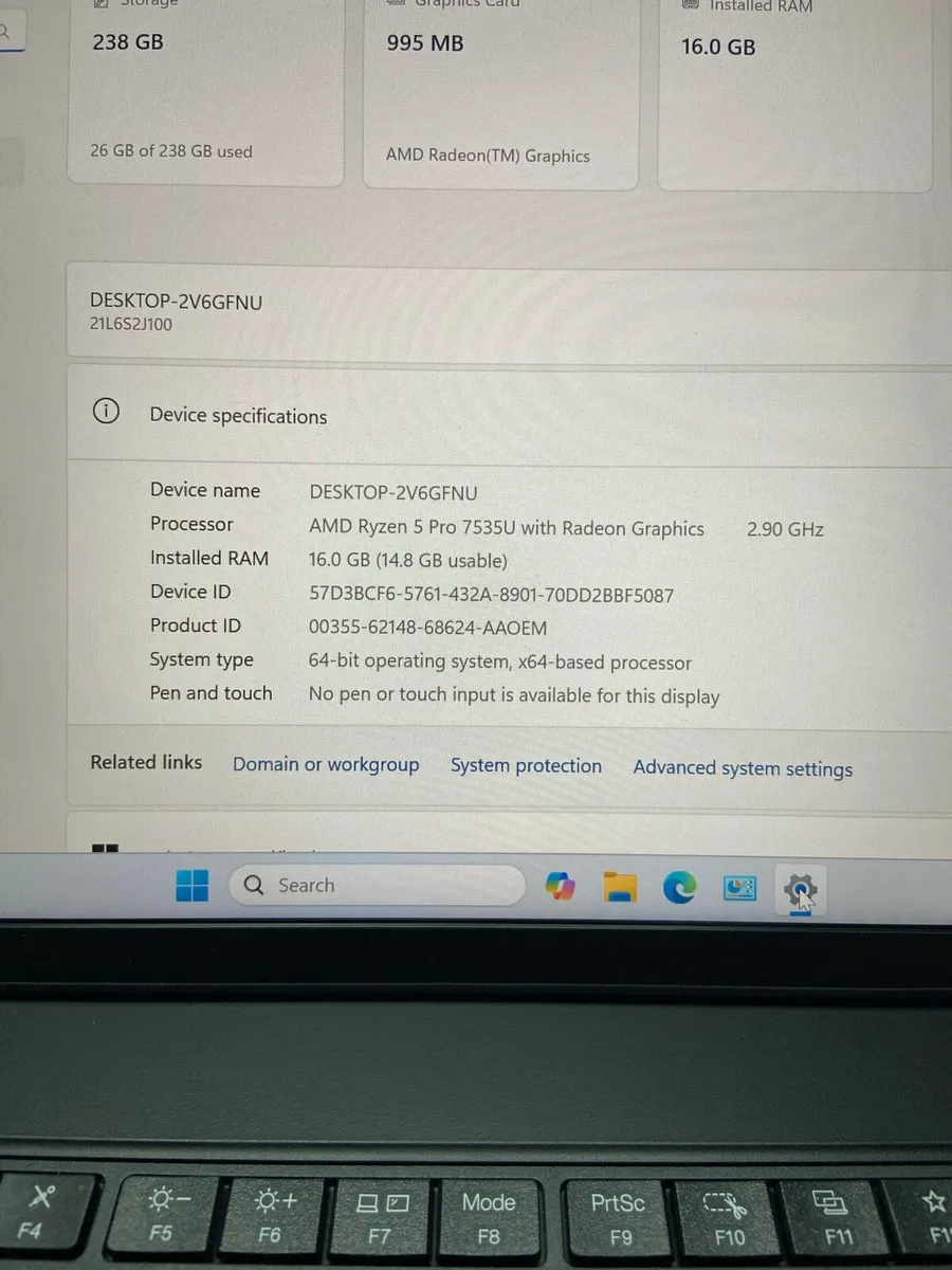 Lenovo Laptop Ryzen 5 pro 16-256 windows - Image 4
