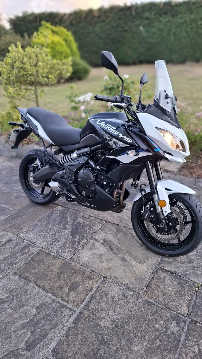 KAWASAKI VERSYS 650 2022 MINT CONDITION - Image 1