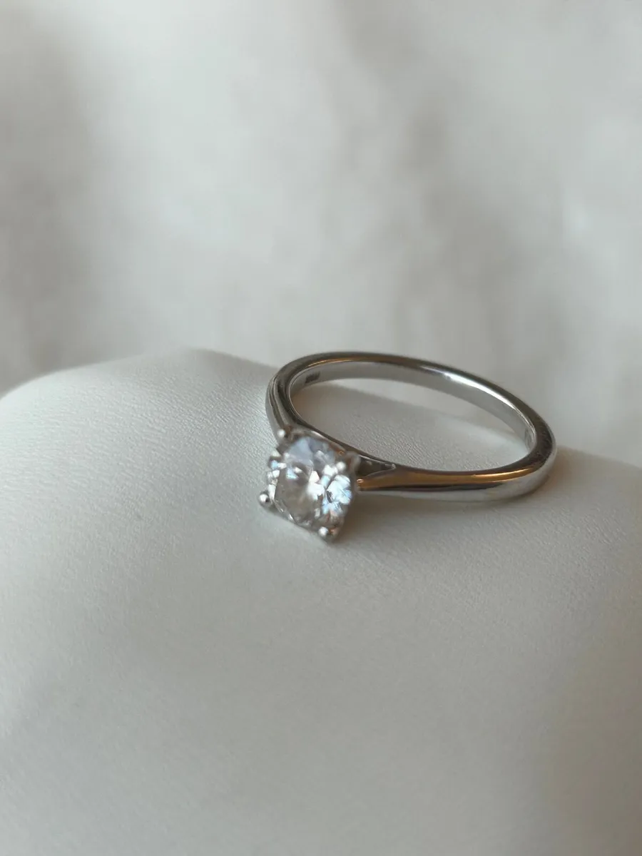 Engagement Diamond Ring - Image 3