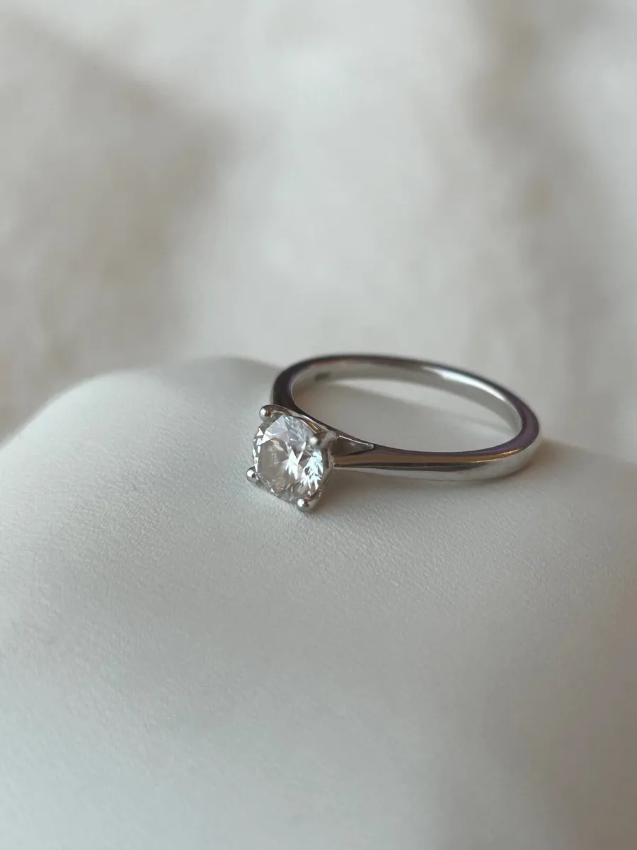 Engagement Diamond Ring - Image 4