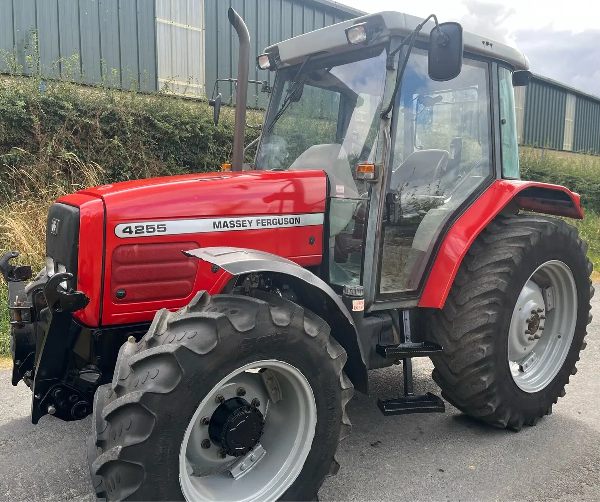 Massey Ferguson 4255 - Image 2