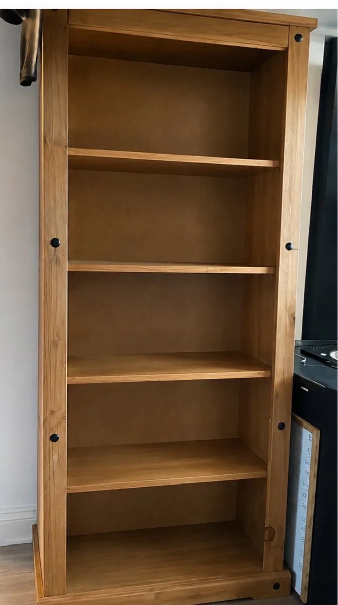 Book shelf