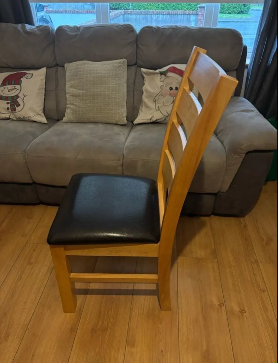 Dinning table and 6 chairs (5 ft) - Image 4