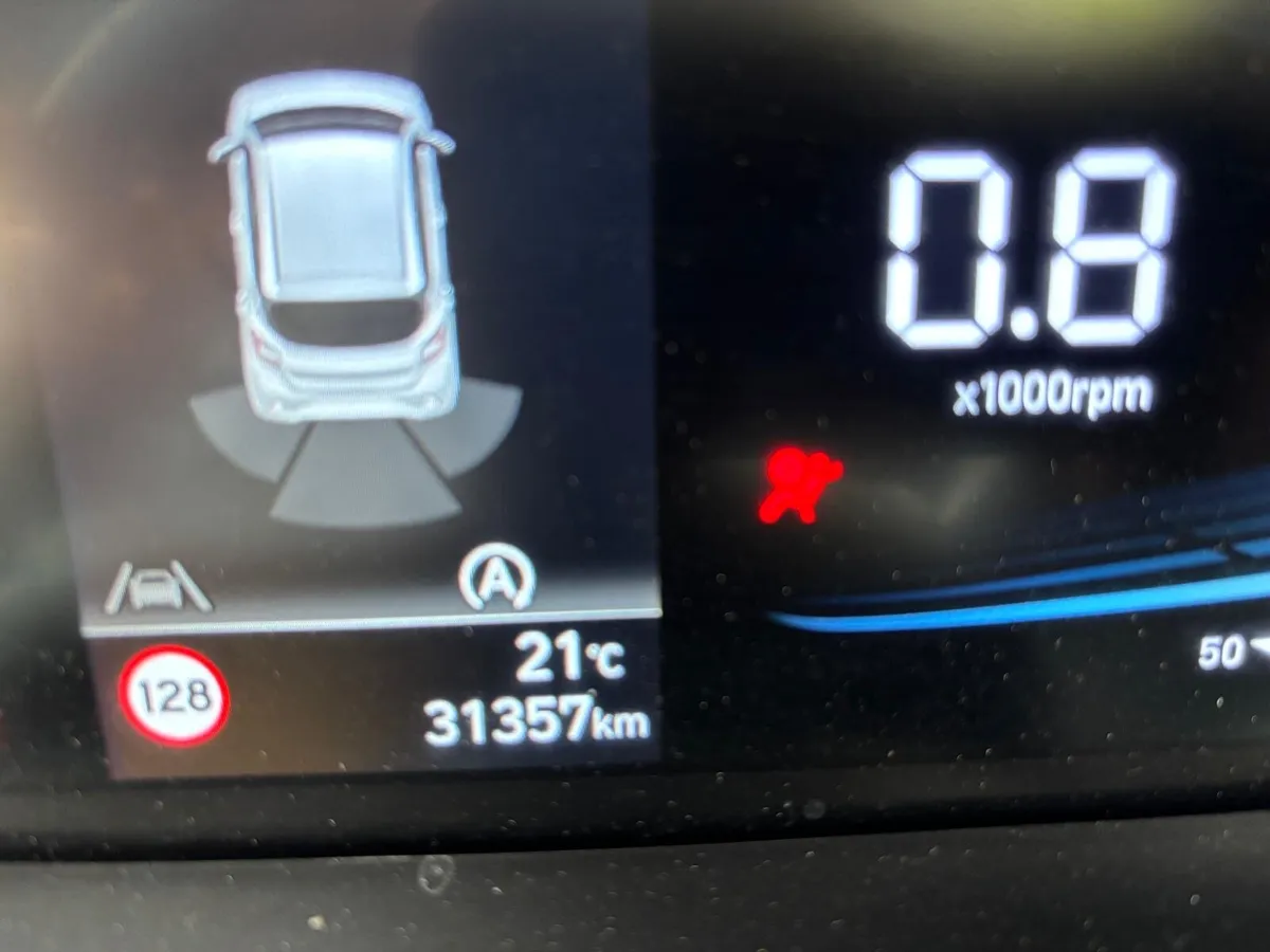 Hyundai I 10 automatic - Image 4