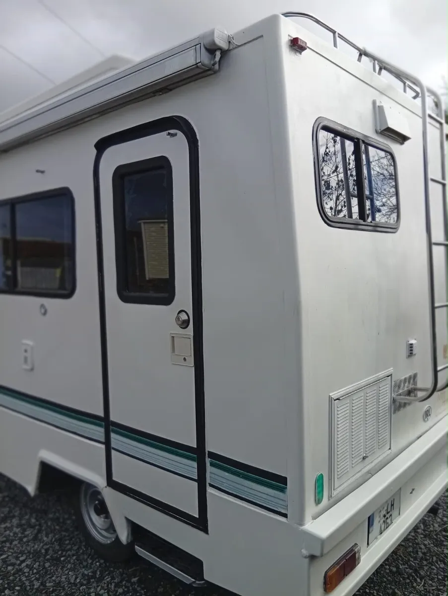 TOYOTA HIACE CAMPERVAN - Image 4