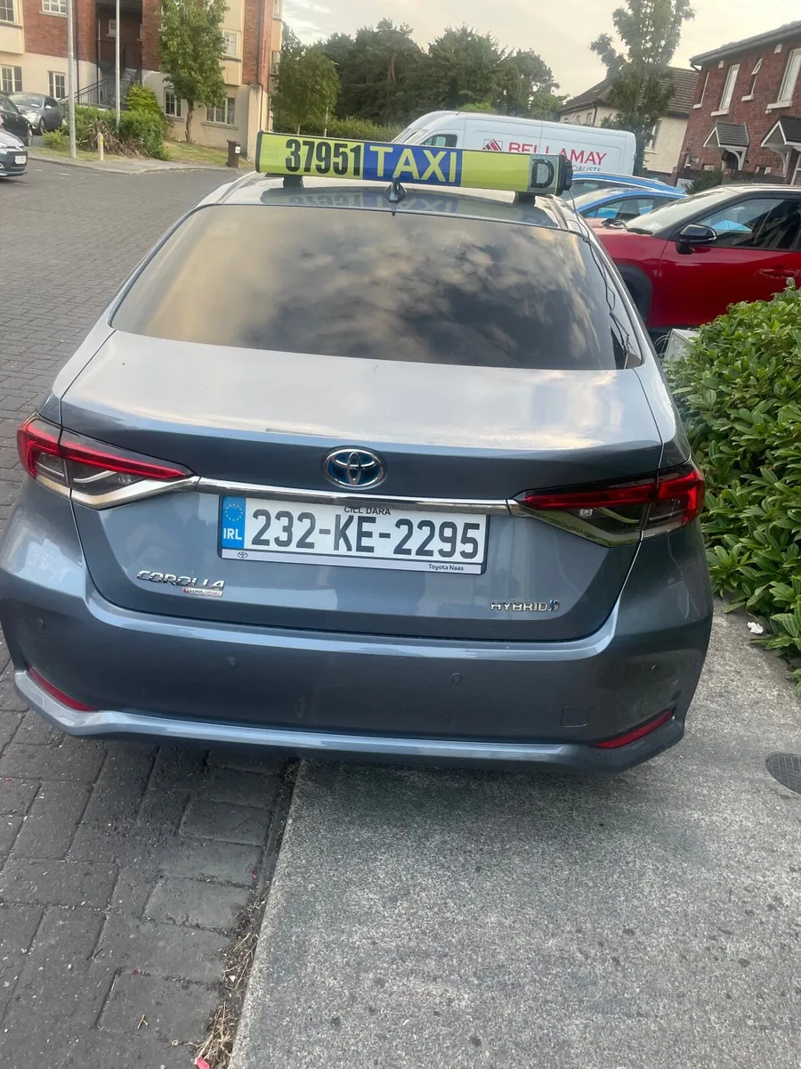 Taxi car for rent - Image 1