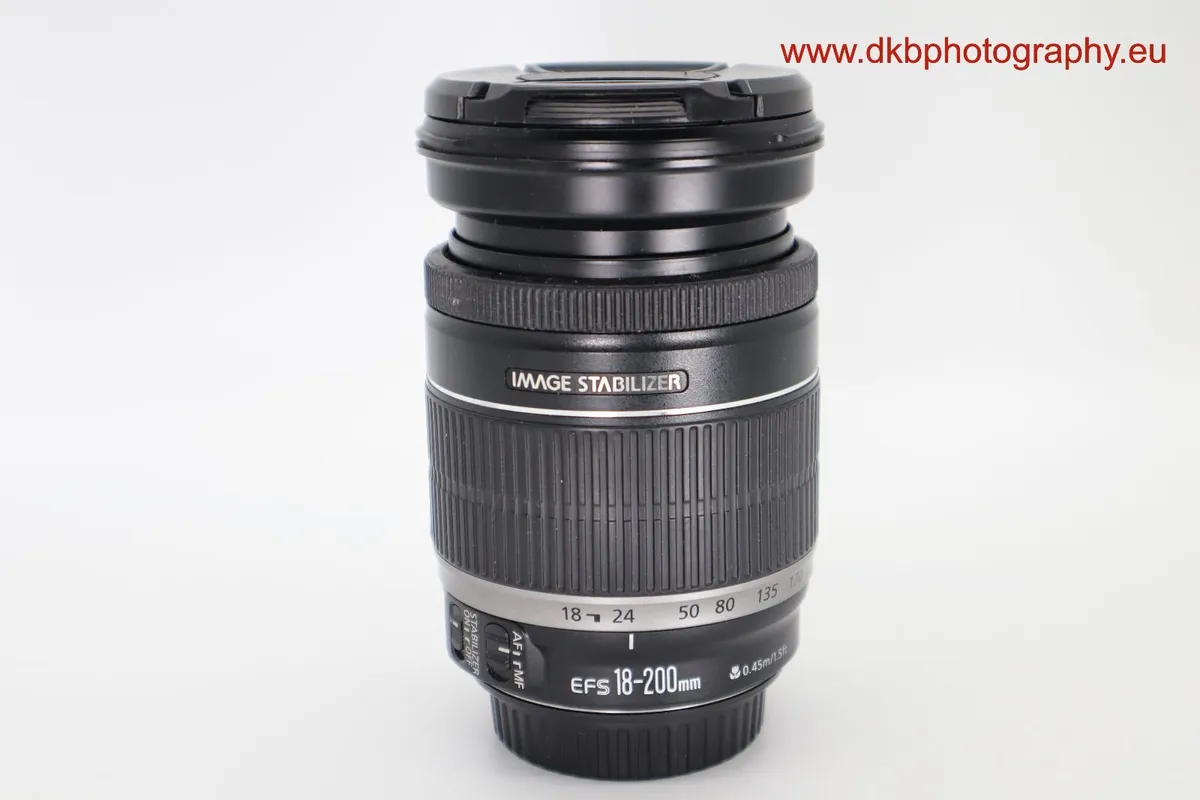 CANON EF-S 18-200mm F3.5-5.6 IS LENS #0338 - Image 1