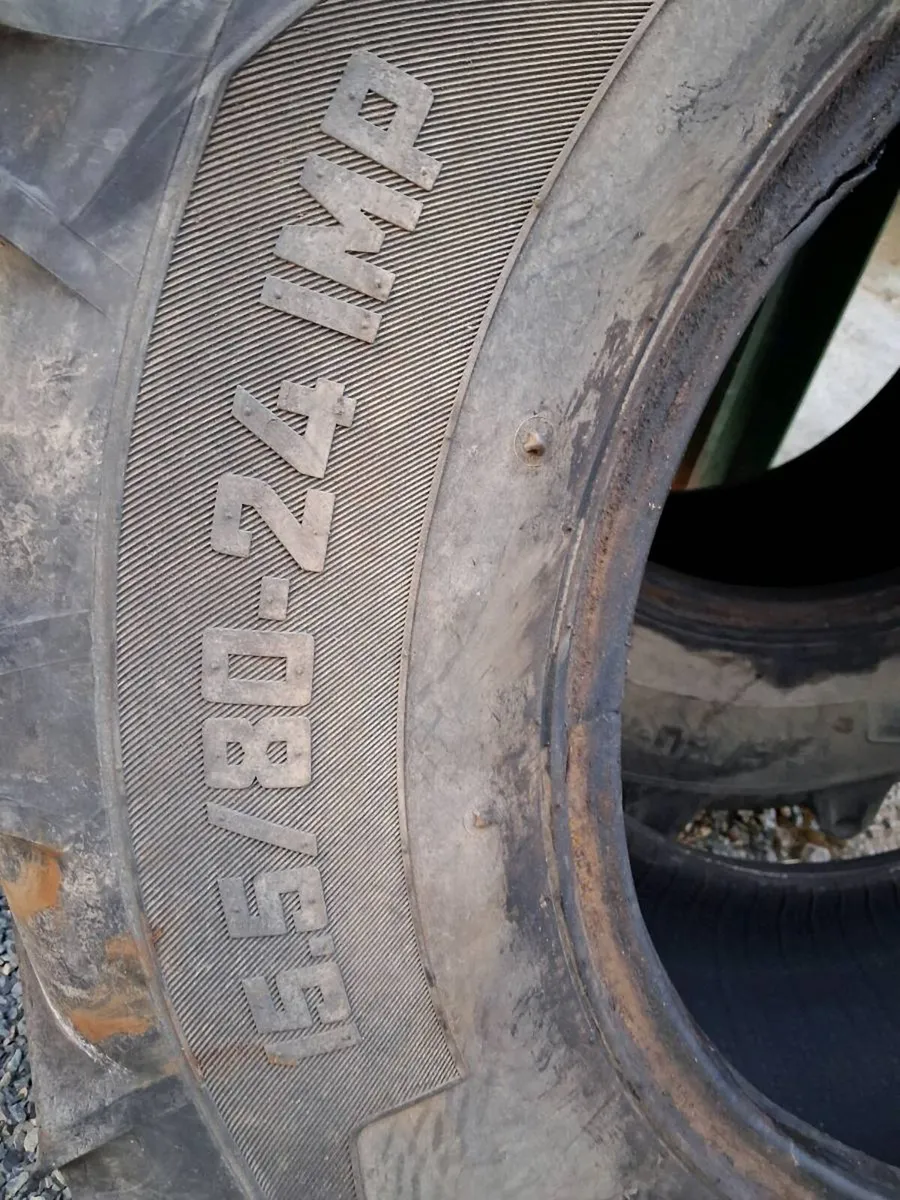 15.5/80 R24 tyres - Image 2