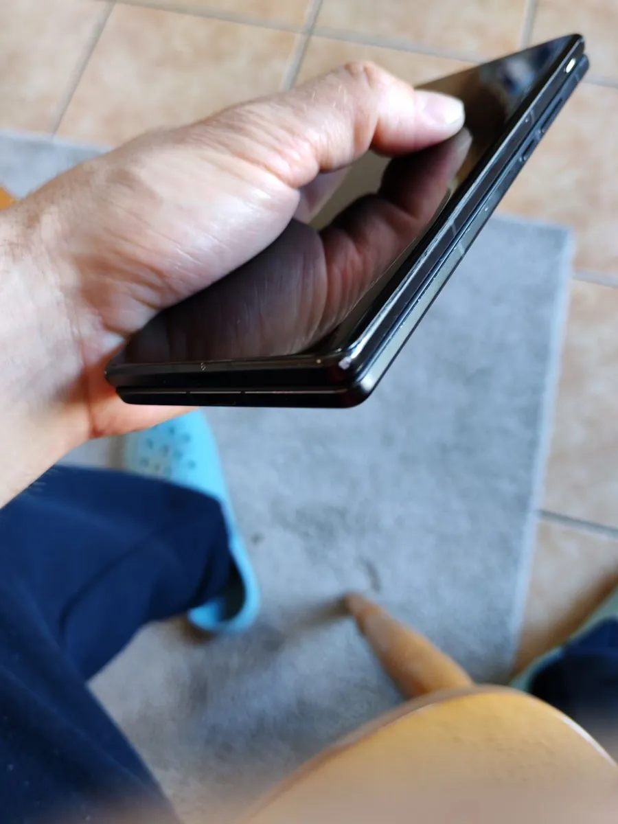 Vivo x FOLD 3 PRO - Image 1