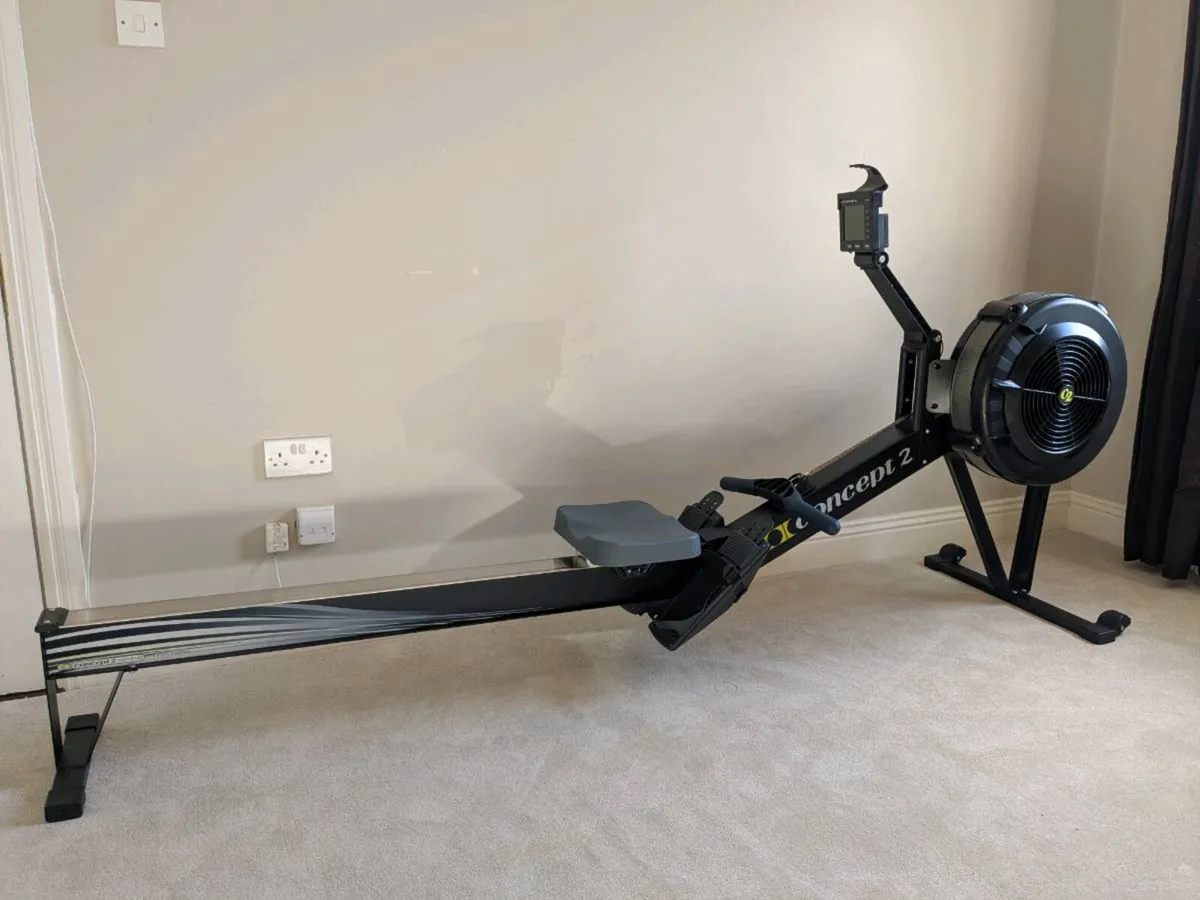 Concept 2 rowing machine - Image 1