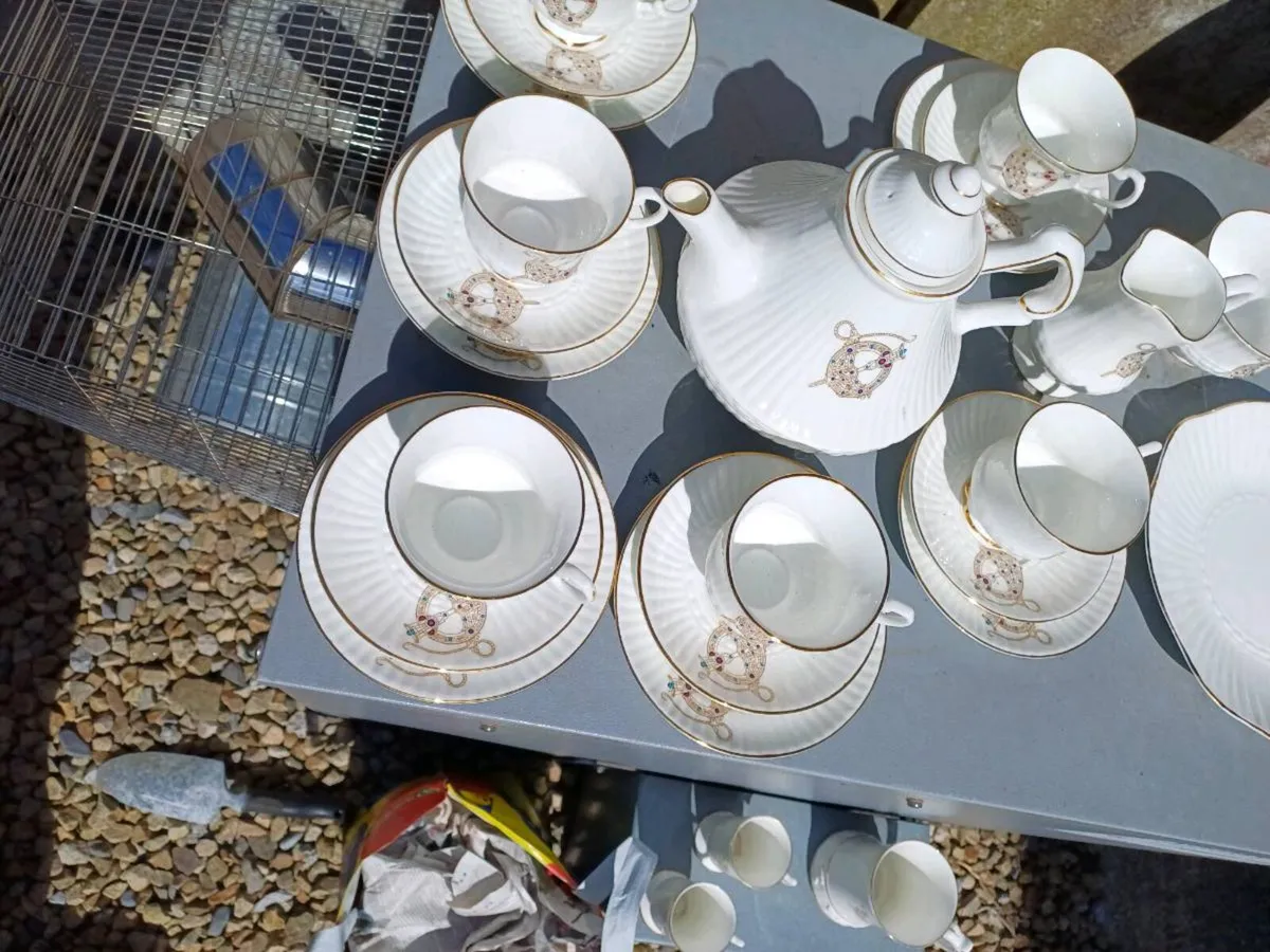 Vintage Royal Tara Broach Teaset - Image 4