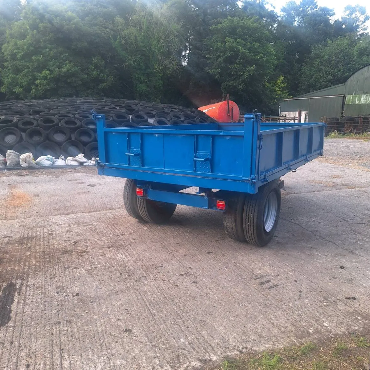 Tipping Trailer - Image 3