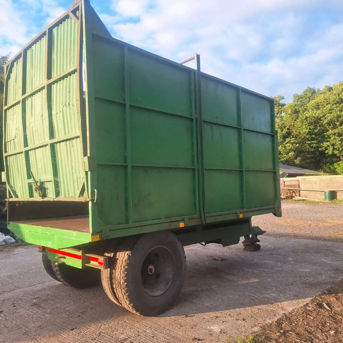 Tipping Trailers - Image 3