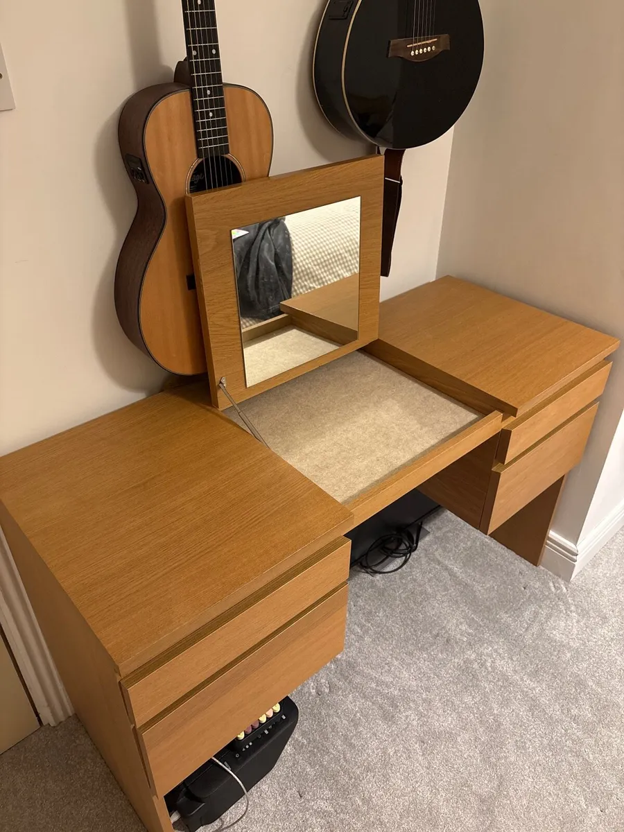 Desk/Vanity - Image 3