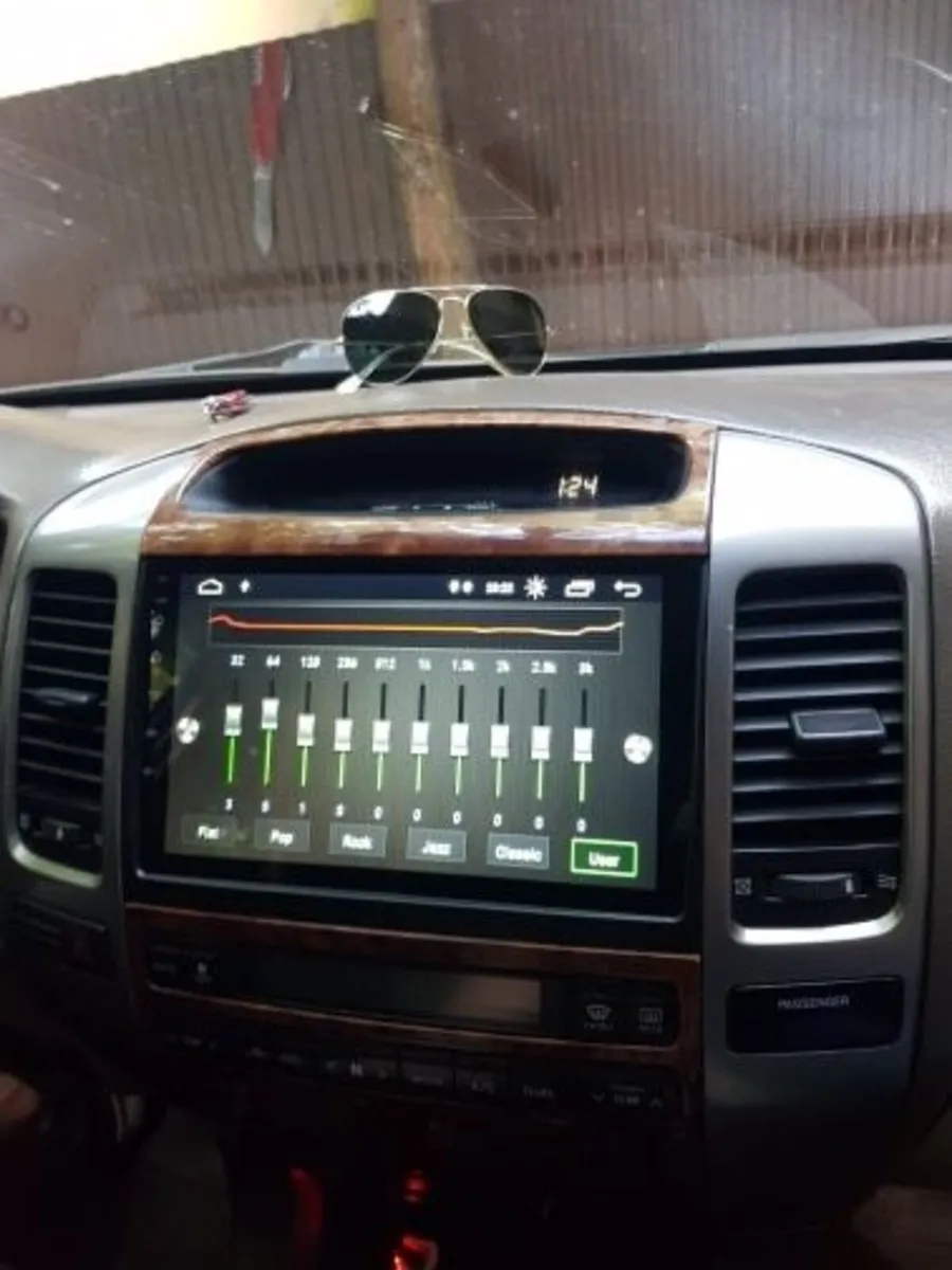 Android Car Radio with GPS For Toyota Landcruiser - Image 1