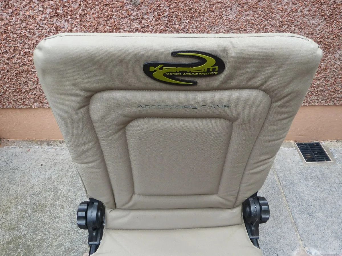 Korum Accessory Chair With Preston Long Feeder Arm - Image 3