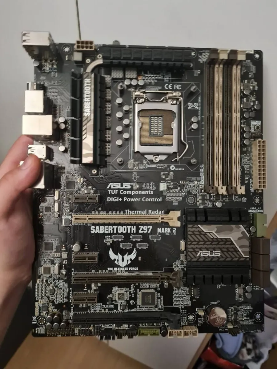 Motherboard: ASUS SABERTOOTH Z97 MARK 2 + CPU - Image 4