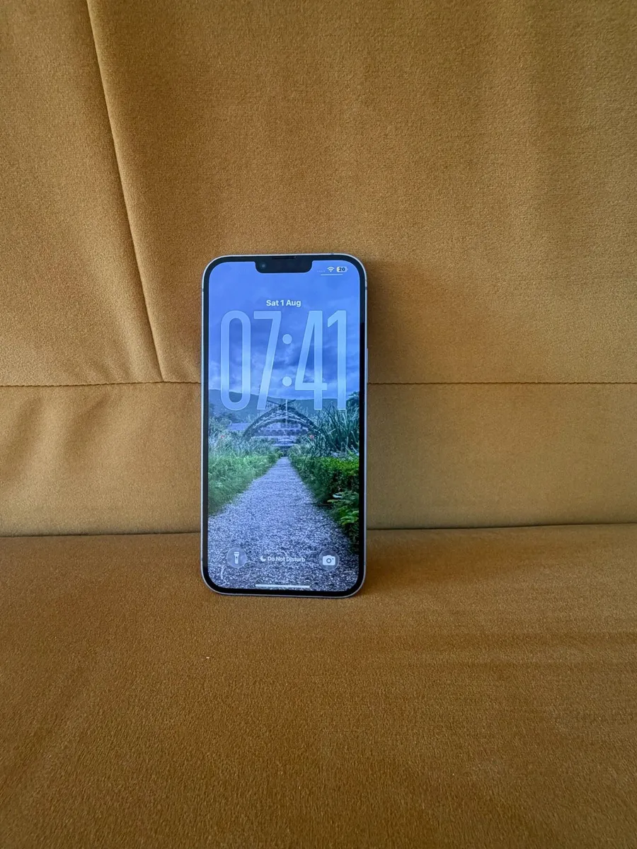 Apple 14 iPhone Plus - Image 1