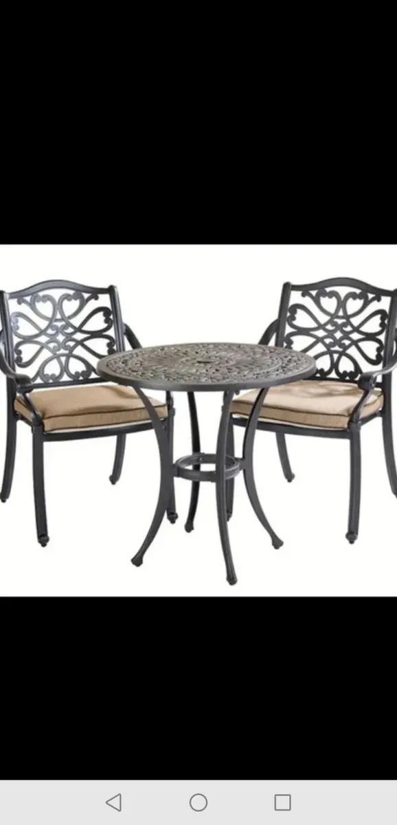 *CLEARANCE* Brand New Hartman Cast Alum Bistro Set - Image 3