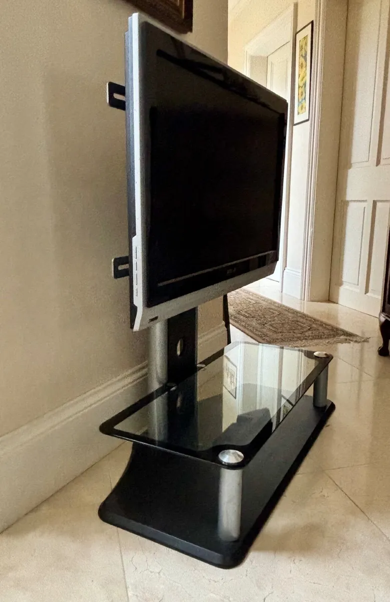 TV Screen and Stand - Image 3