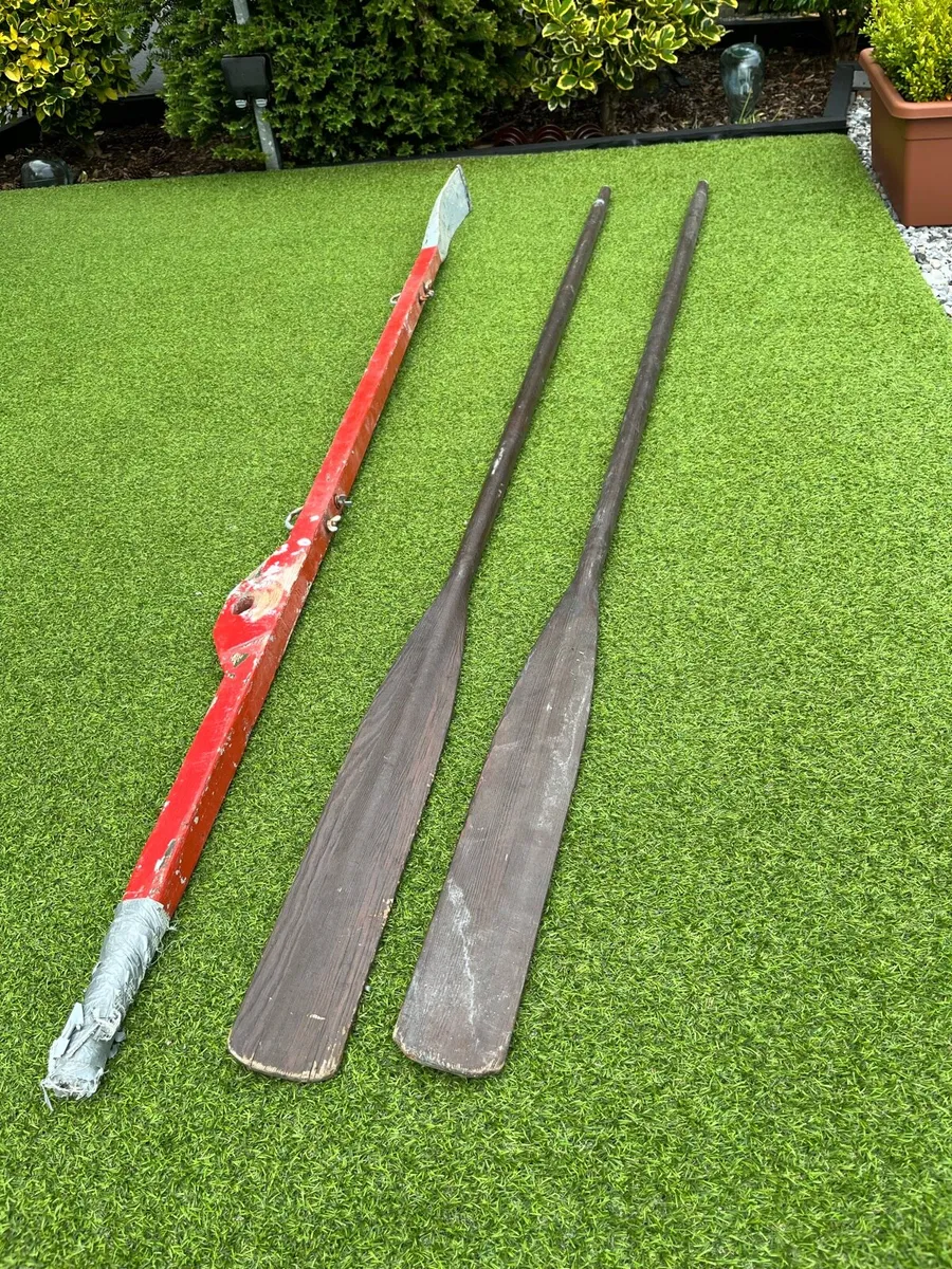Vintage Oars bout & rudder - Image 1
