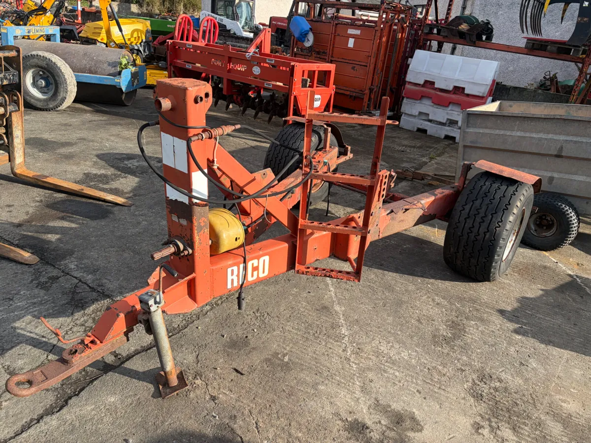 Fertiliser Spreader Buggy - Image 2
