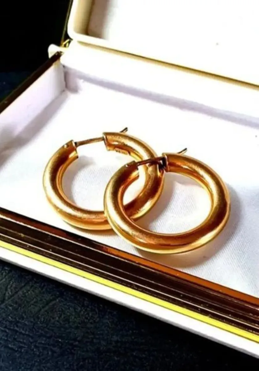 Vintage 'Chunky' 9 ct Gold Hoops - Image 1