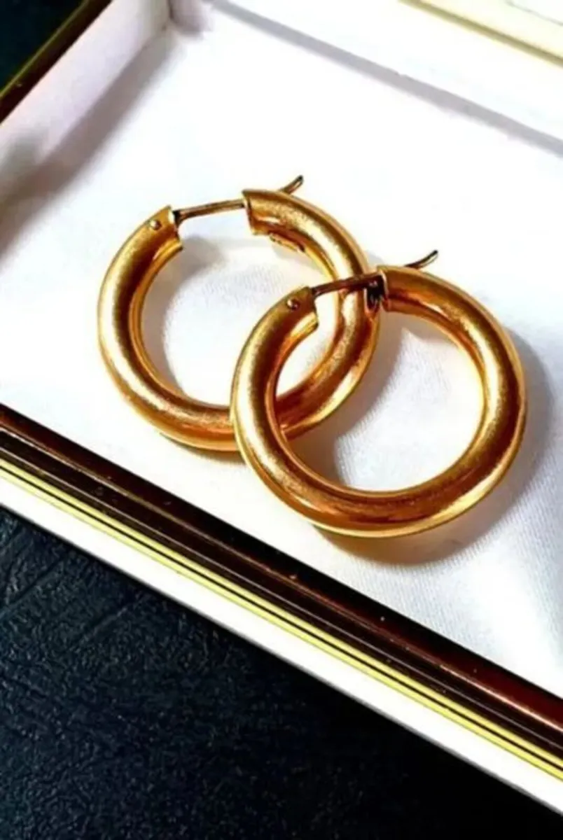 Vintage 'Chunky' 9 ct Gold Hoops - Image 2