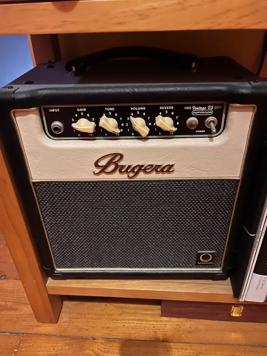 Guitar Amplifier