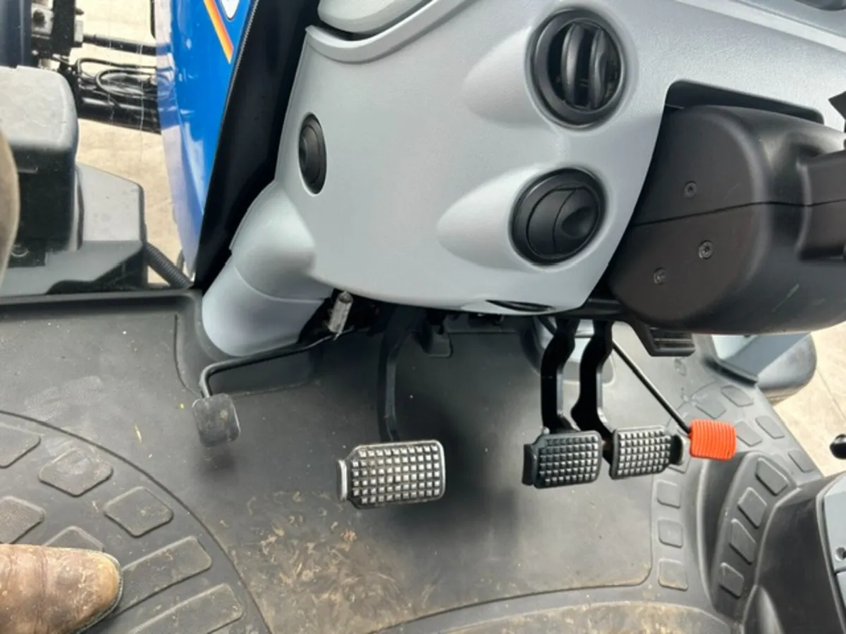 New Holland T7.190 - Image 3