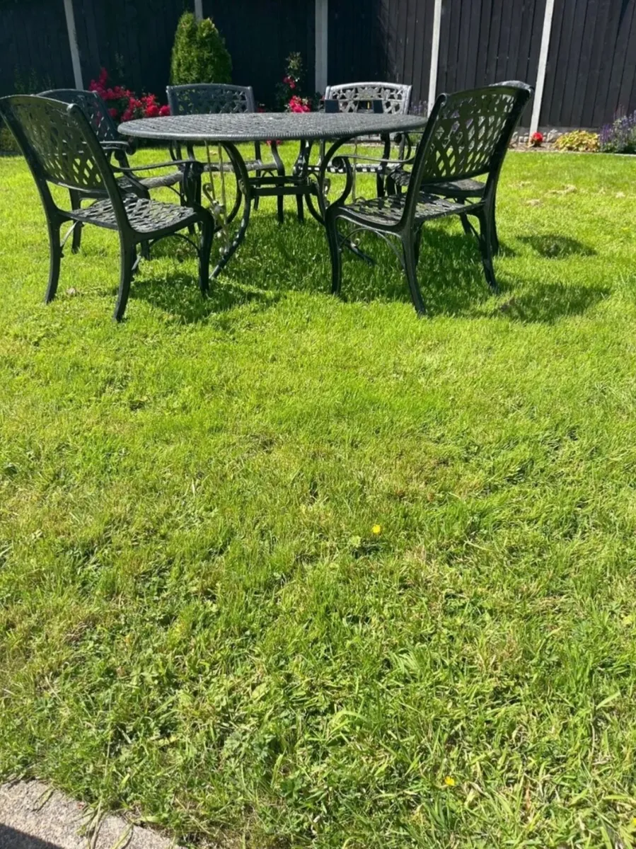 Garden Table - Image 1