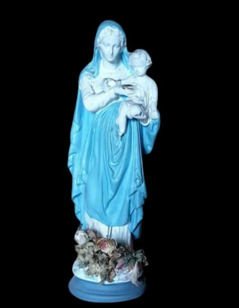 Large 32" Vintage Madonna & Child Chalkware Statue - Image 4