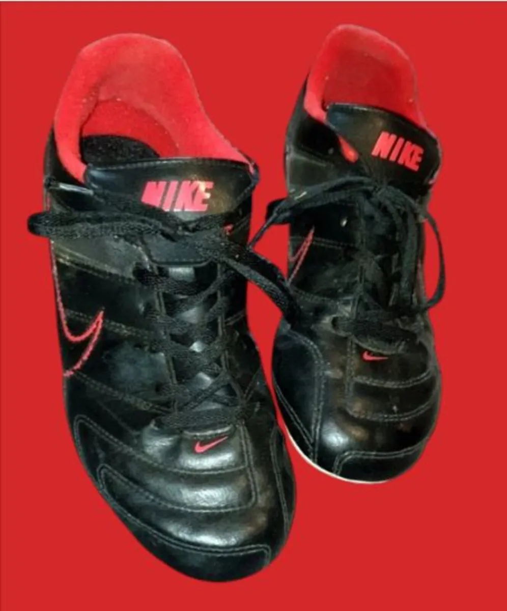 Authentic Nike Park II Junior Football Boots - Image 3