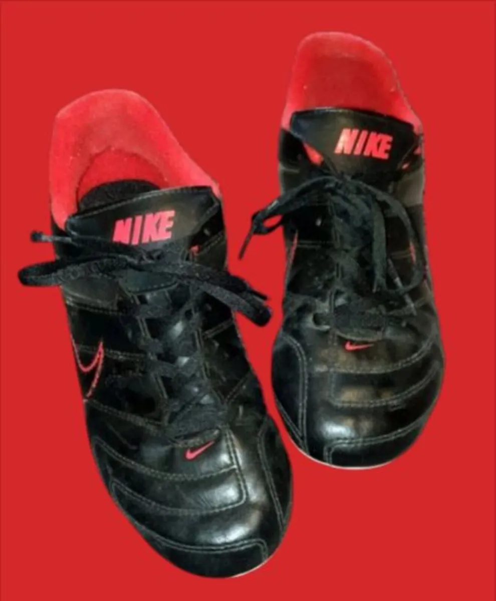 Authentic Nike Park II Junior Football Boots - Image 4