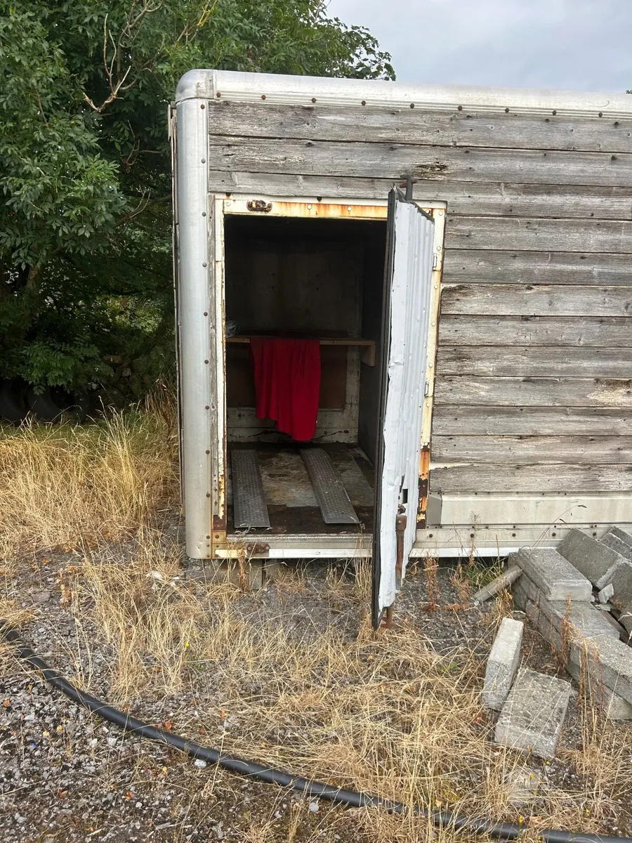 Container - Image 3