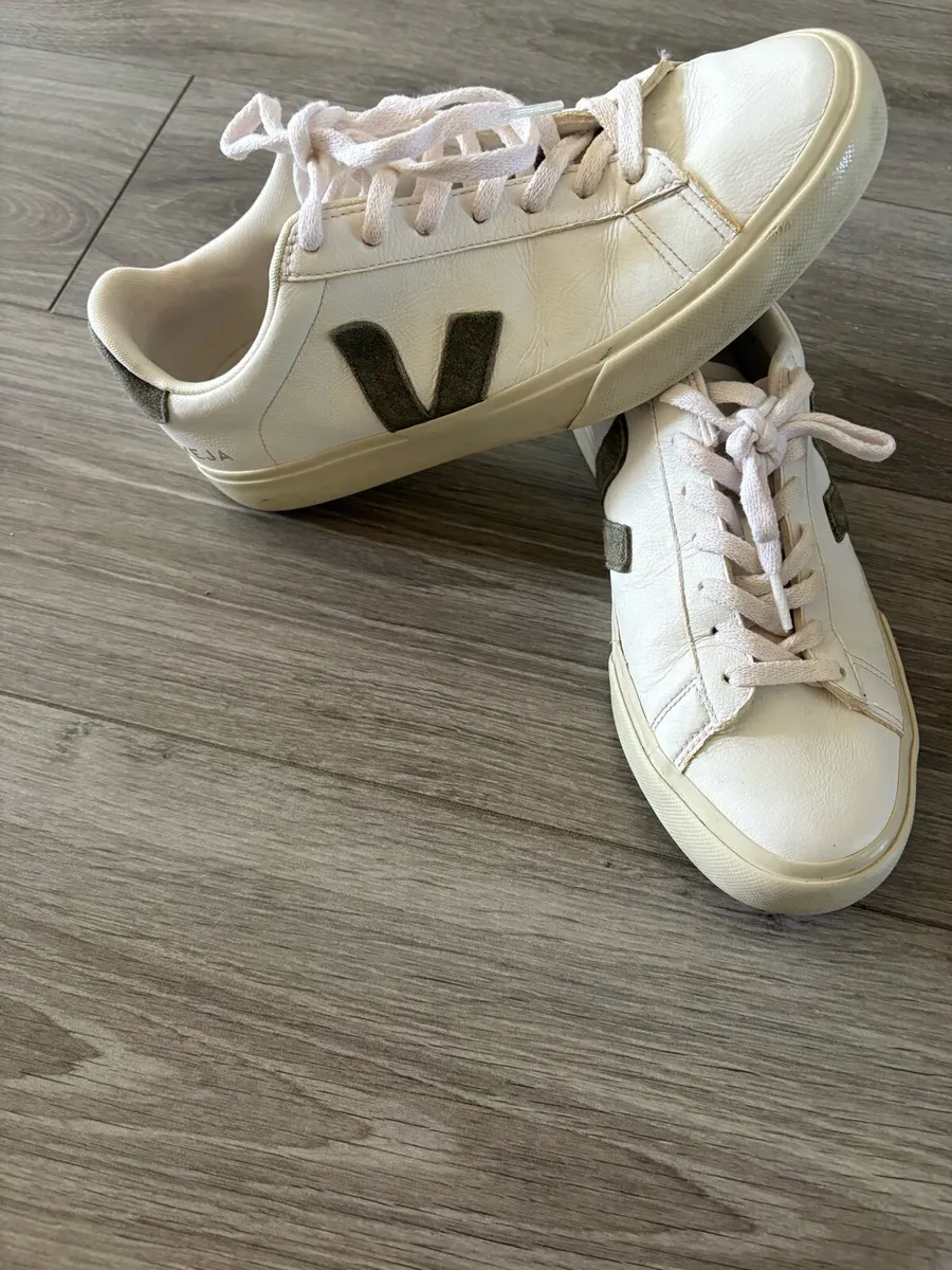 Vejas - Image 1