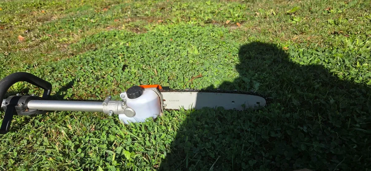 Small chainsaw - Image 2
