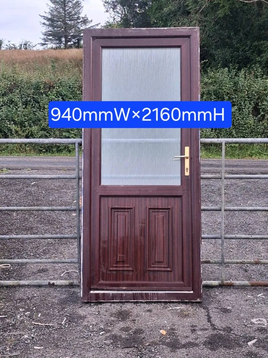 SELECTION OF PVC DOORS - Image 3