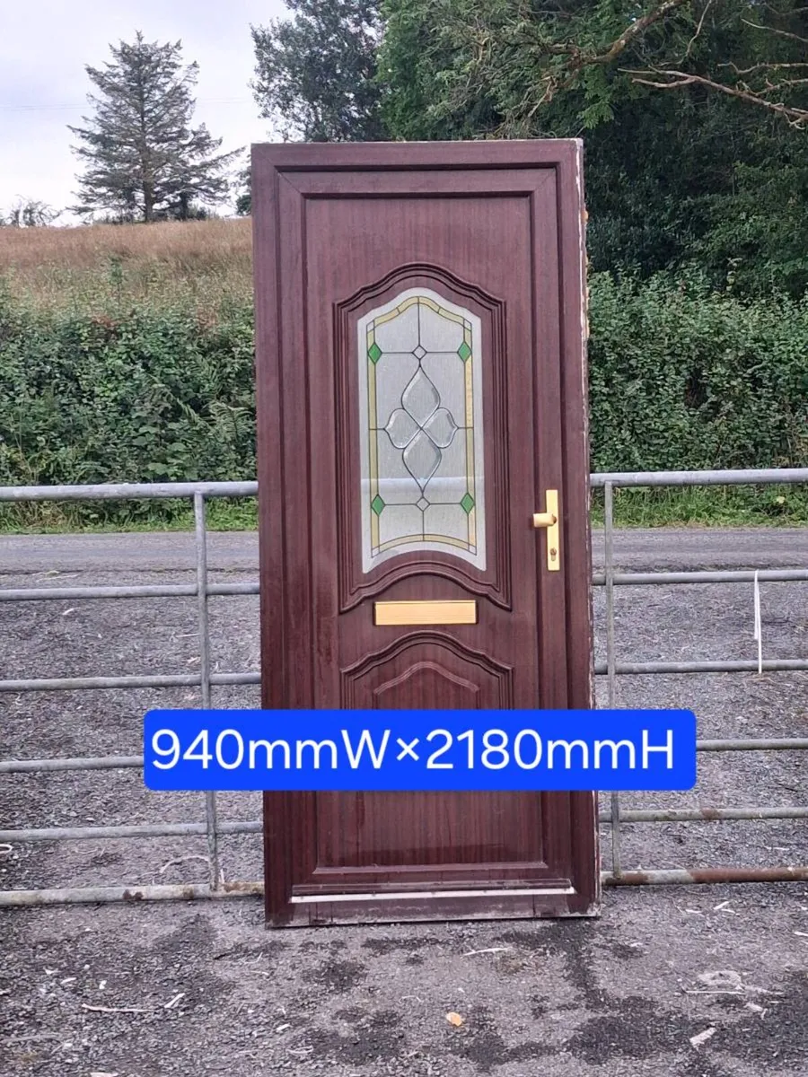 SELECTION OF PVC DOORS - Image 4
