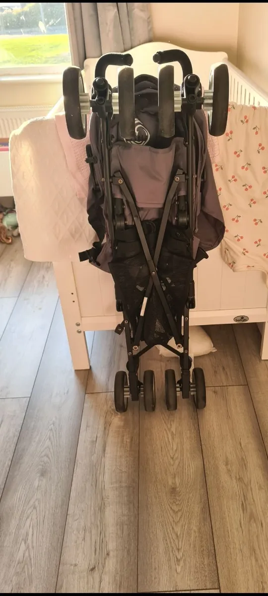 foldable Cygnet stroller / buggy - Image 2
